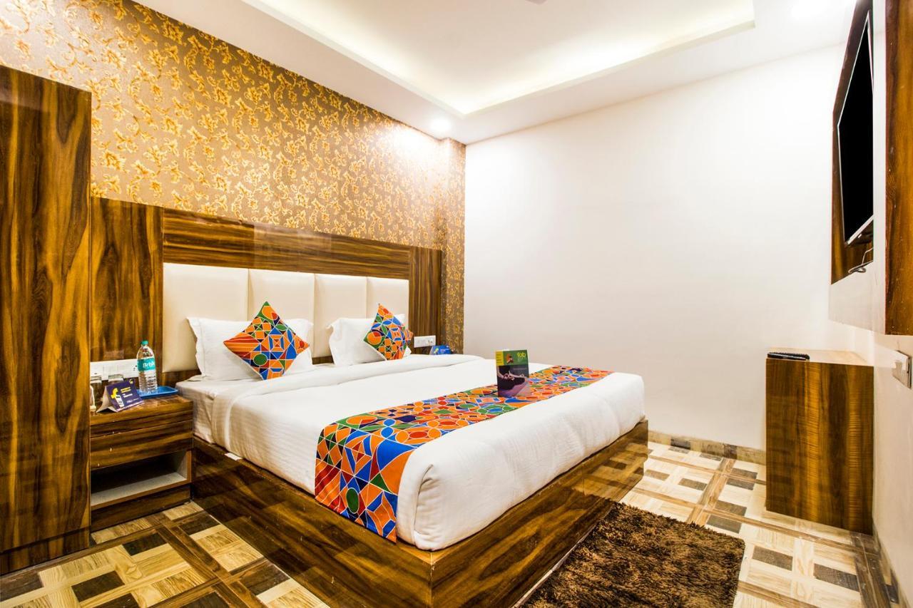 Fabhotel Olivia Suite New Delhi Exterior photo